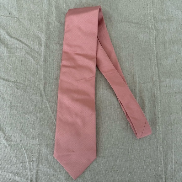 Vintage Fabio Ferretti Pink 100% Silk Made in Italy Necktie - Picture 1 of 5